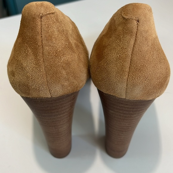 BCBGeneration PL Clarice x camel tan suede stacked 4” heel point toe sz 10 - Picture 13 of 13